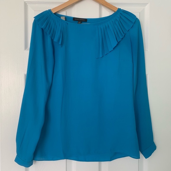 Banana Republic Tops - Banana Republic fringe blouse